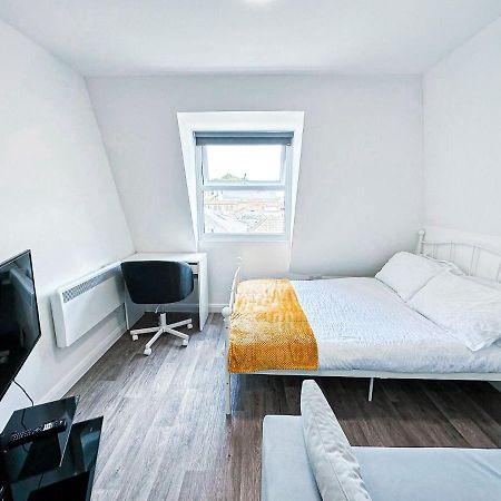 Lovely Studio Apartment Maidstone Esterno foto
