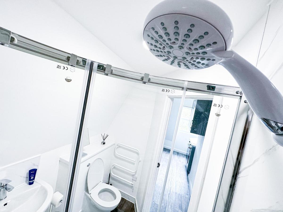 Lovely Studio Apartment Maidstone Esterno foto