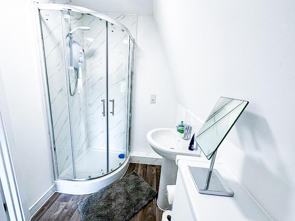 Lovely Studio Apartment Maidstone Esterno foto